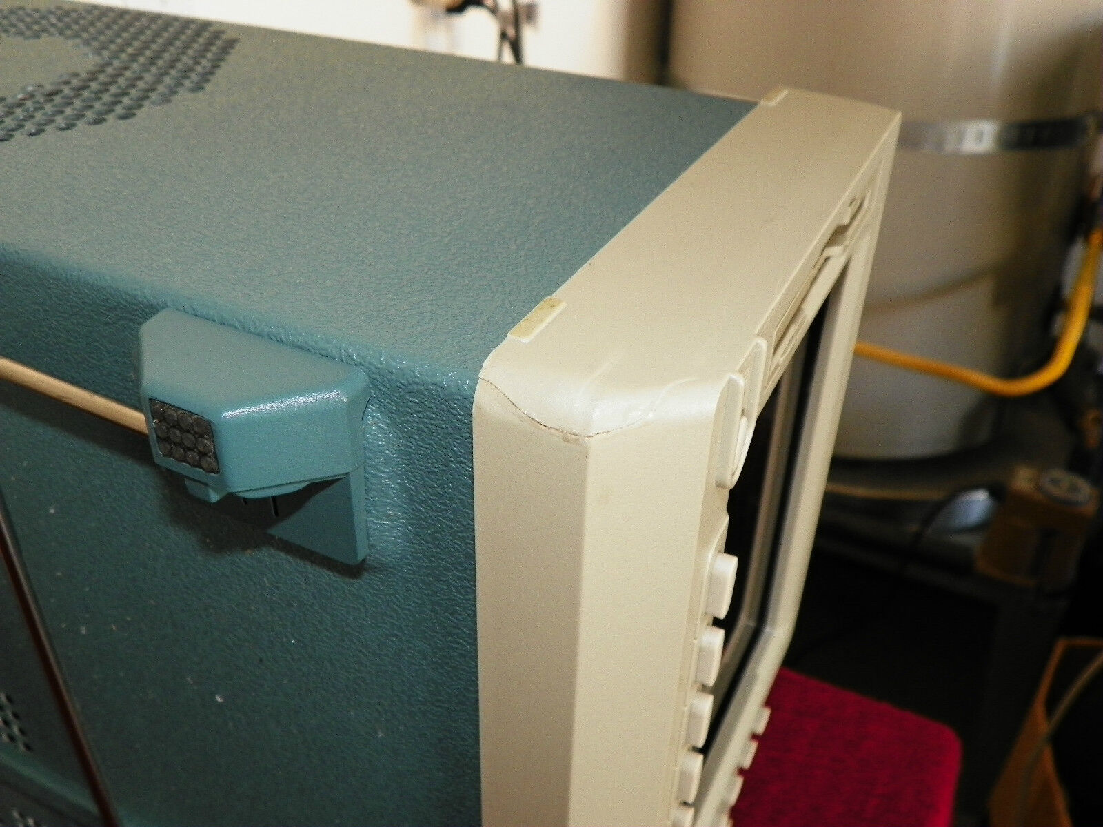 Tektronix TDS784D Opt 13/1F/HD/2C/2F/2M/3C/4C 1GHz 4GS/s Tektronix TDS784D Opt 13/1F/HD/2C/2F/2M/3C/4C 1GHz 4GS/s
